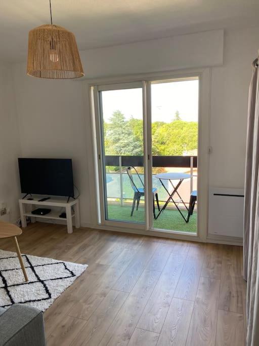 Ramonville Parking Prive Balcon Cafe * Ramonville-Saint-Agne