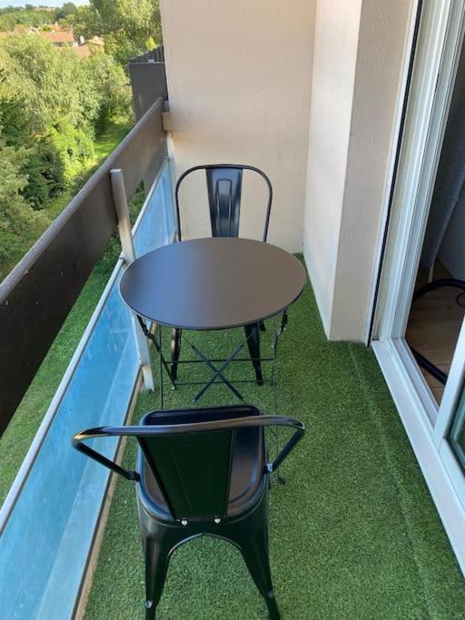 Apartment Ramonville Parking Prive Balcon Cafe